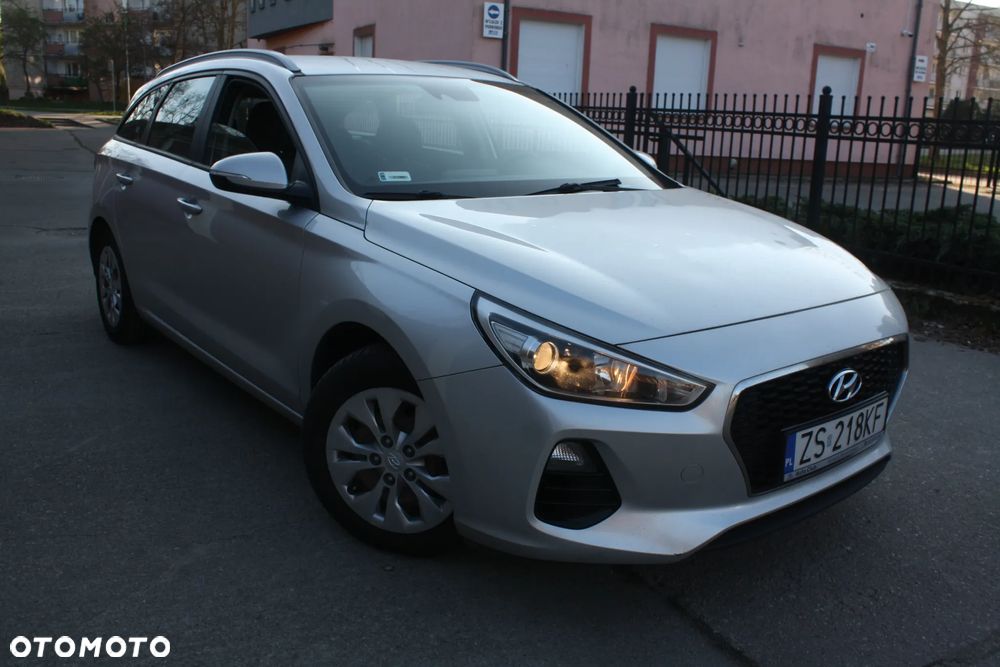 Hyundai i30 1.6 CRDi Premium - 10
