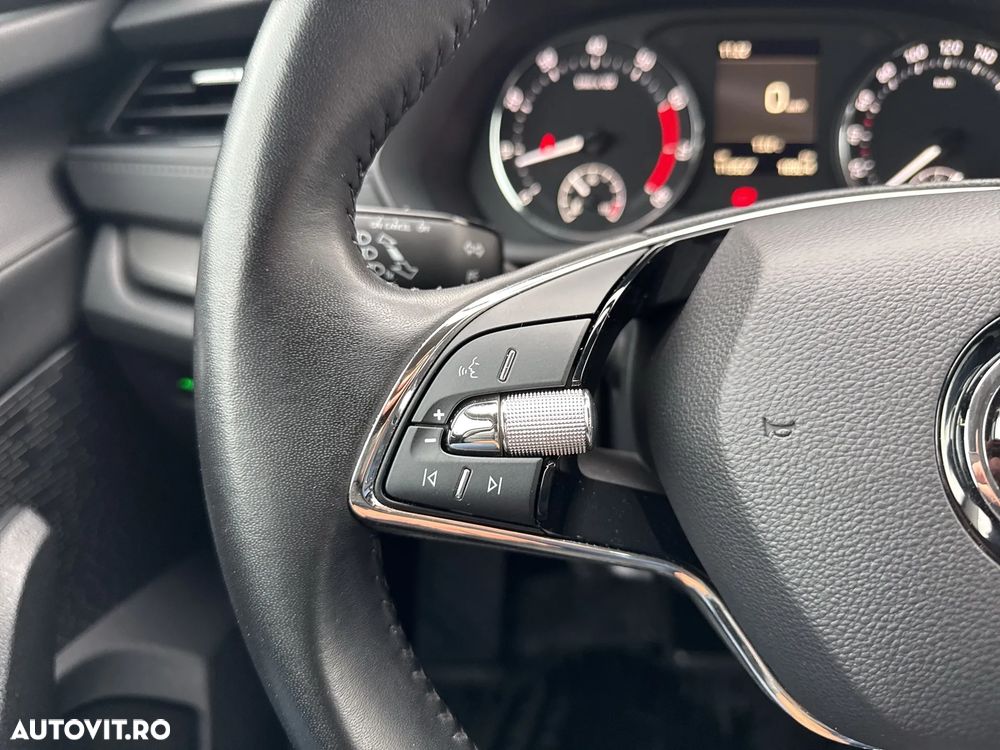 Skoda Octavia 1.5 TSI Ambition - 16