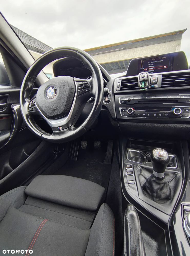 BMW Seria 1 120d Sport Line - 19