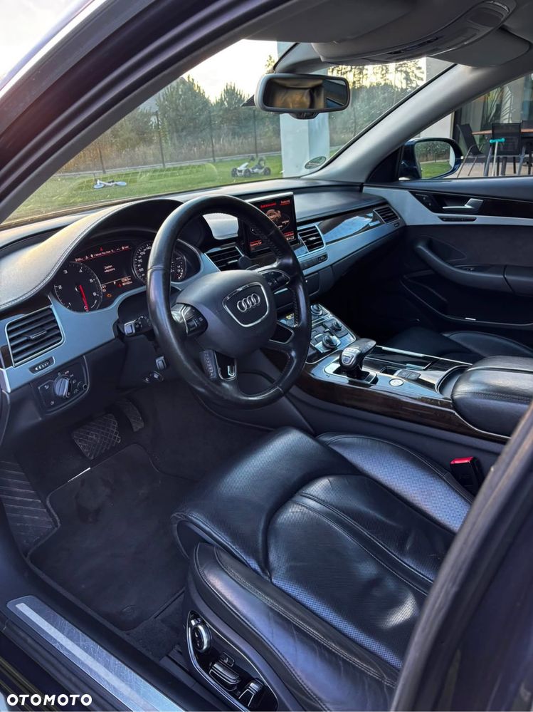 Audi A8 - 6