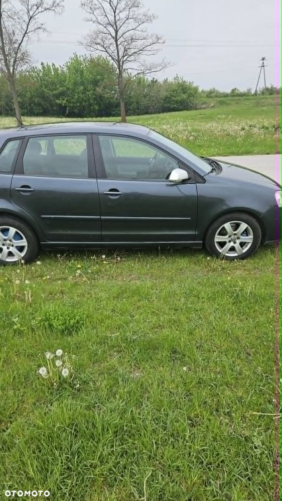 Volkswagen Polo 1.4 TDI Comfortline - 3