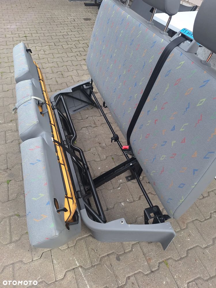 FOTEL KANAPA DOKA TRÓJKA  - VW TRANSPORTER T5 - 2