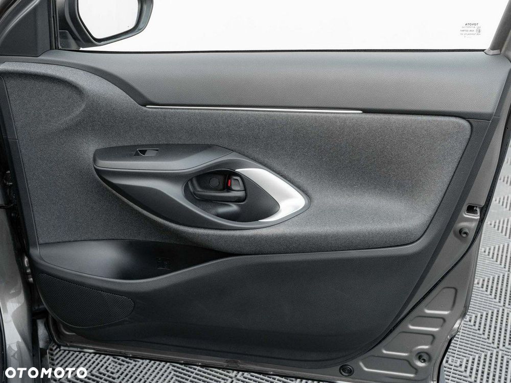 Toyota Yaris Cross - 31