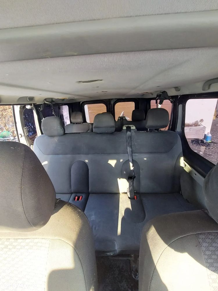 Renault Trafic - 18