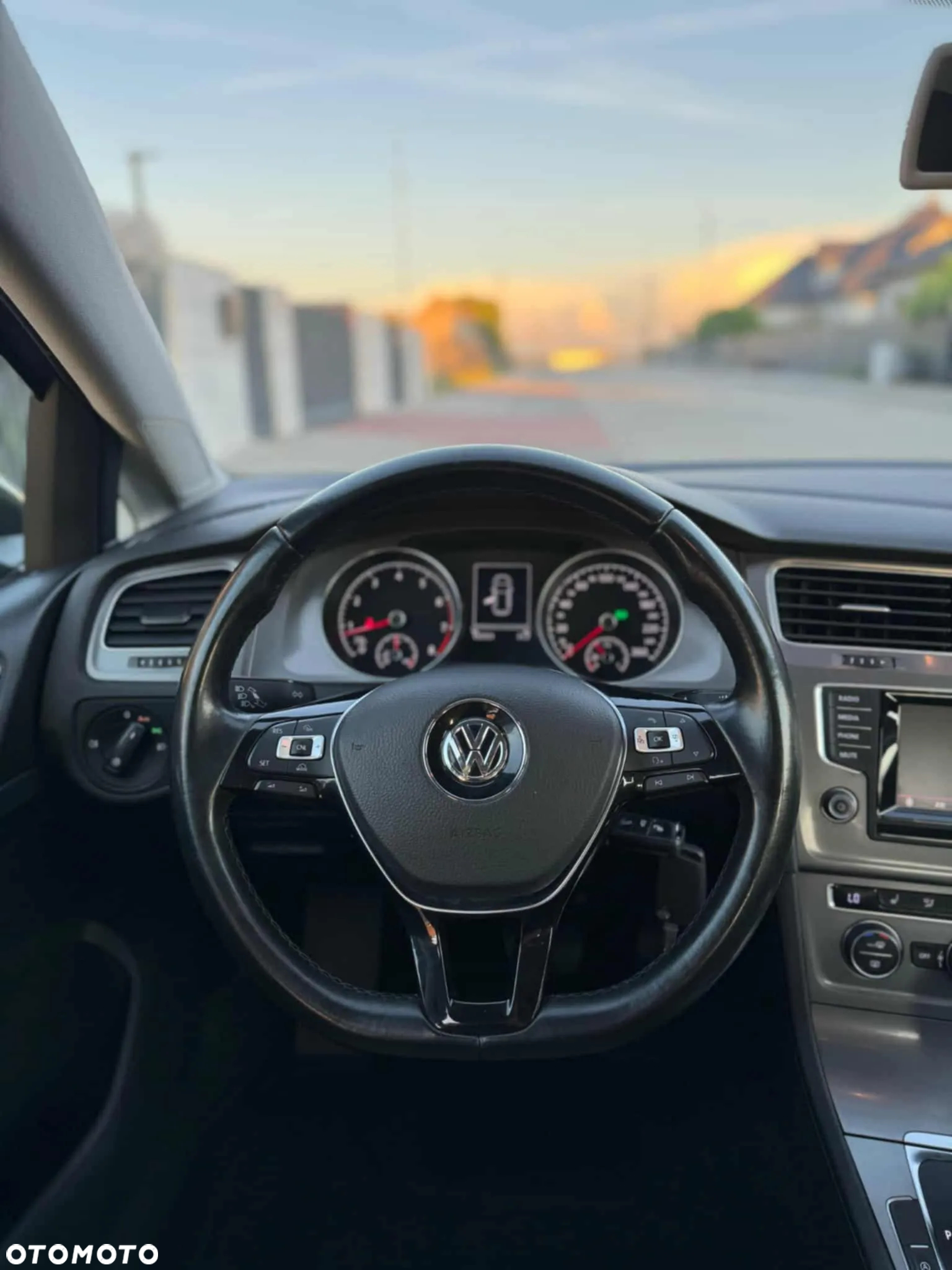 Volkswagen Golf VII 1.4 TSI BMT Highline DSG - 35