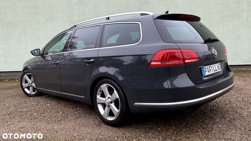 Volkswagen Passat 2.0 TDI BlueMotion Technology Exclusive - 13