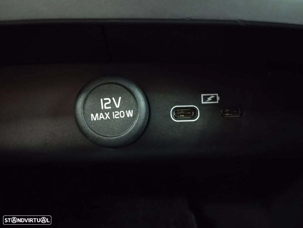 Volvo EX40 70 kWh Single Motor Core - 33