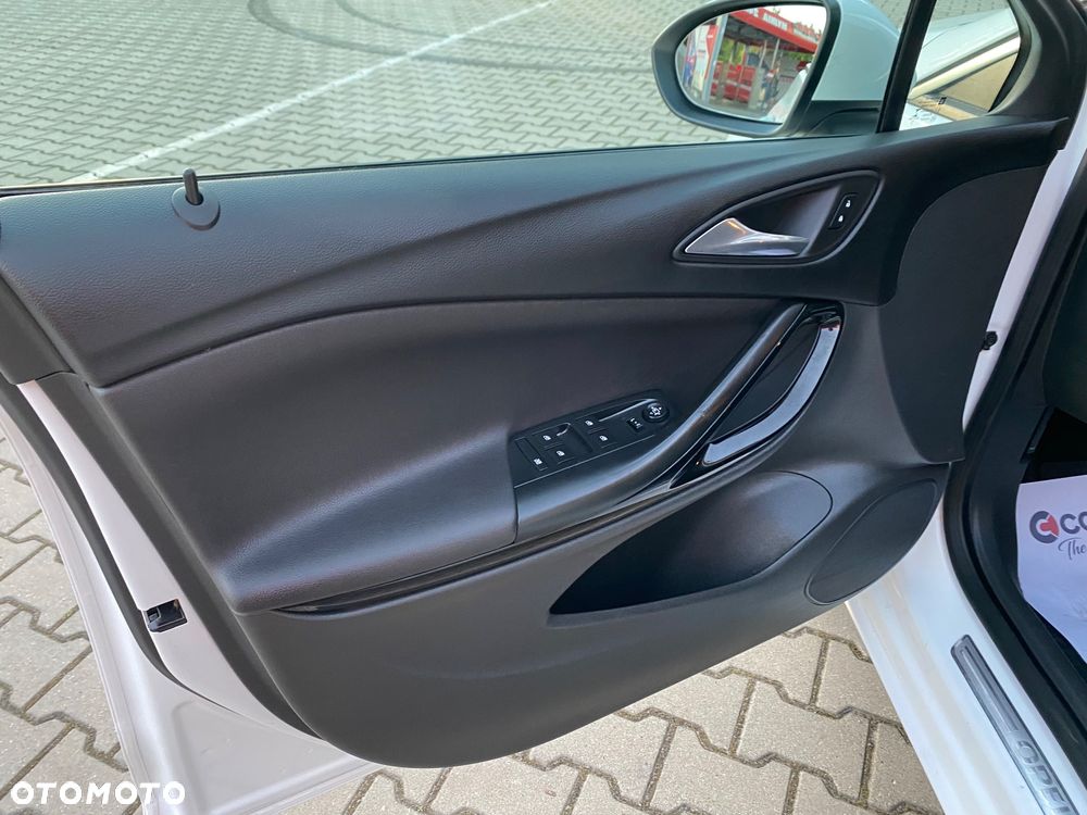 Opel Astra 1.6 D Automatik Start/Stop ON - 20