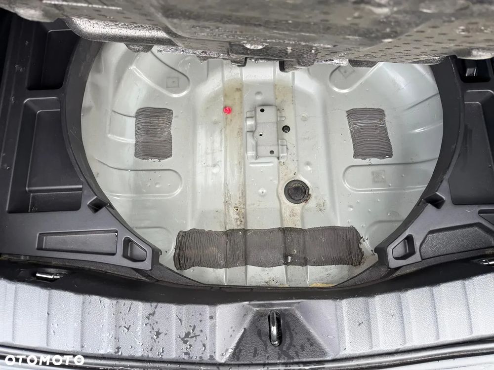 Toyota Corolla Cross 2.0 Hybrid Style - 18