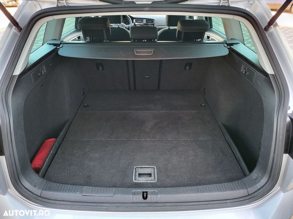 Volkswagen Golf 2.0 TDI BlueMotion Technology Allstar - 17