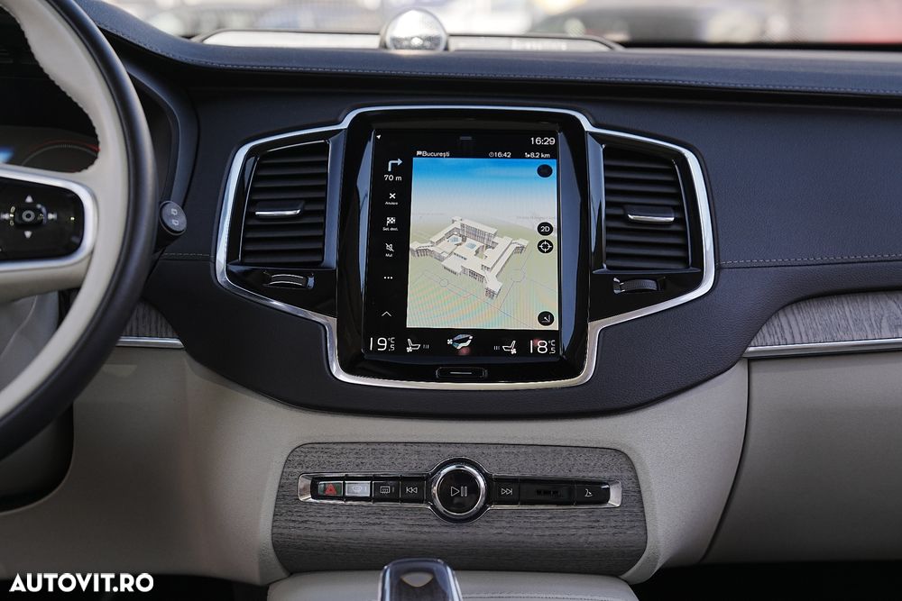 Volvo XC 90 T8 AWD Twin Engine Geartronic Inscription - 25