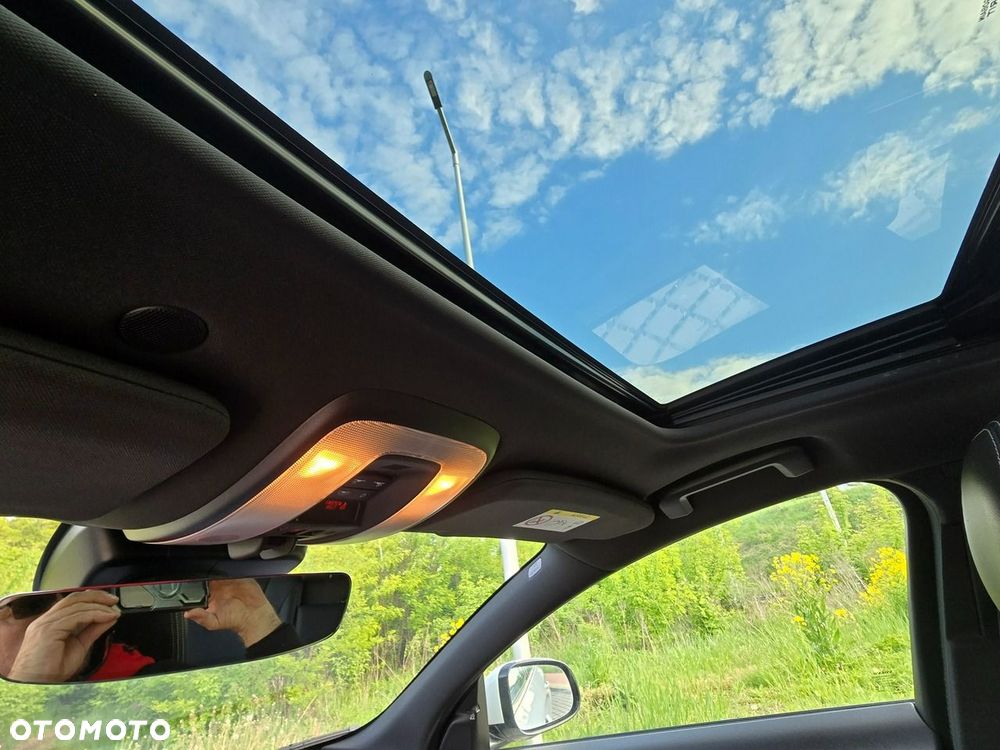 Volvo V60 D2 Geartronic Summum - 35