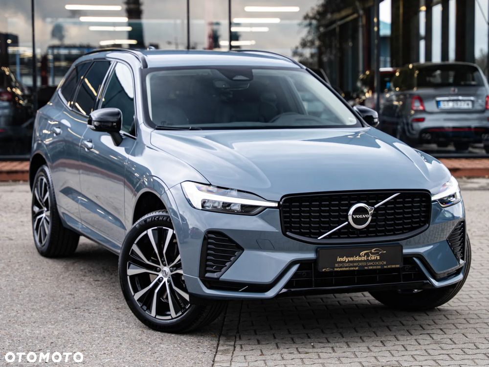 Volvo XC 60 B4 B Plus Dark - 3