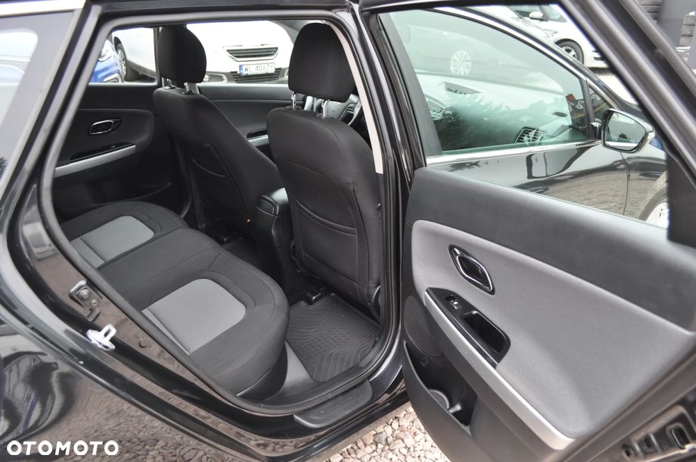 Kia Ceed 1.6 GDI Edition 7 - 17