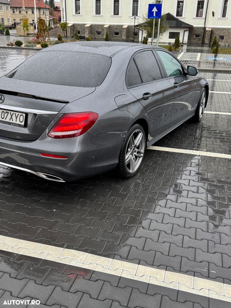 Mercedes-Benz E 450 4MATIC Aut - 9
