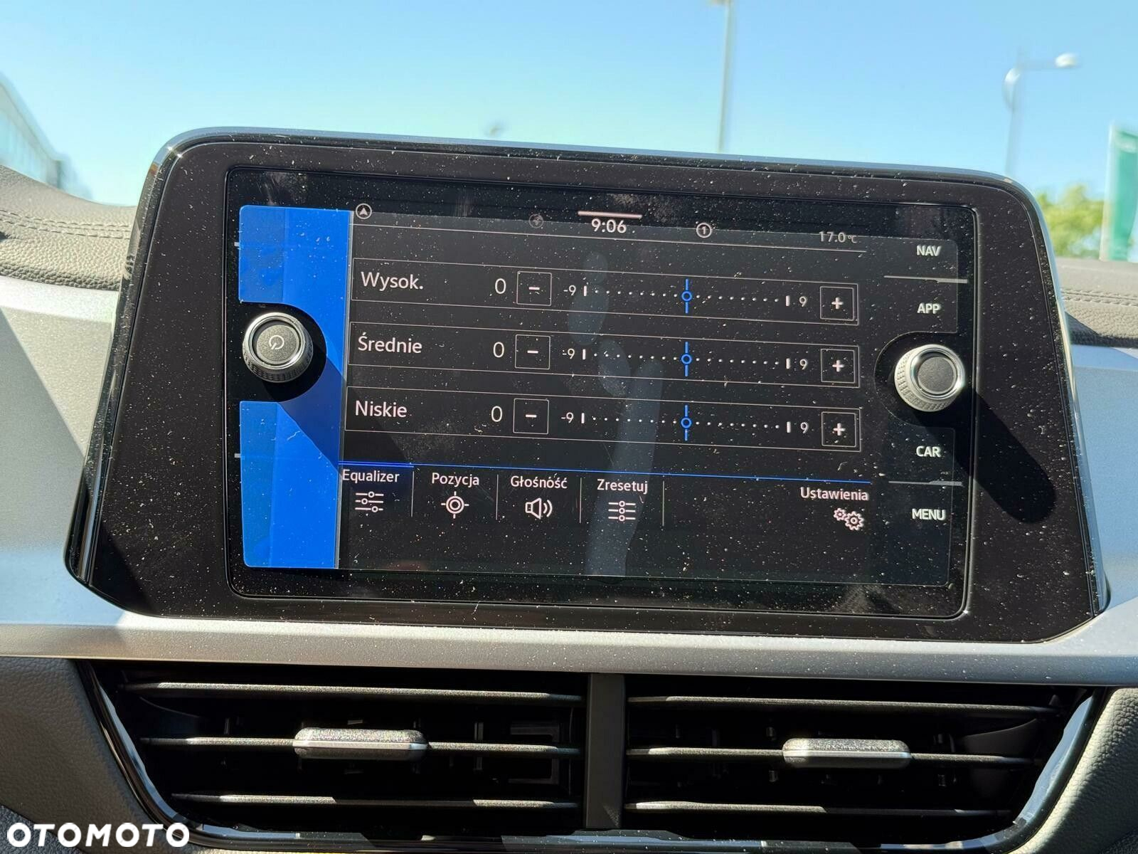 Volkswagen T-Roc - 19