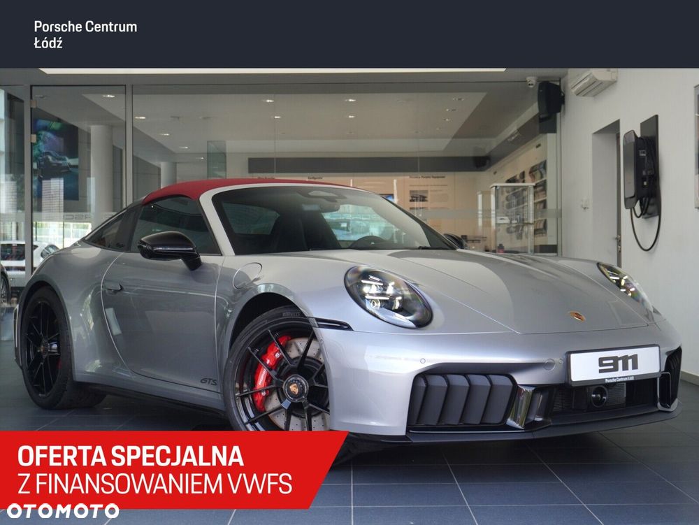 Porsche 911 Targa T-Hybrid 4 GTS - 2