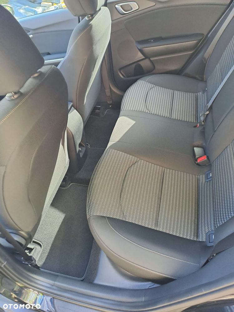 Kia XCeed 1.5 T-GDI M - 20