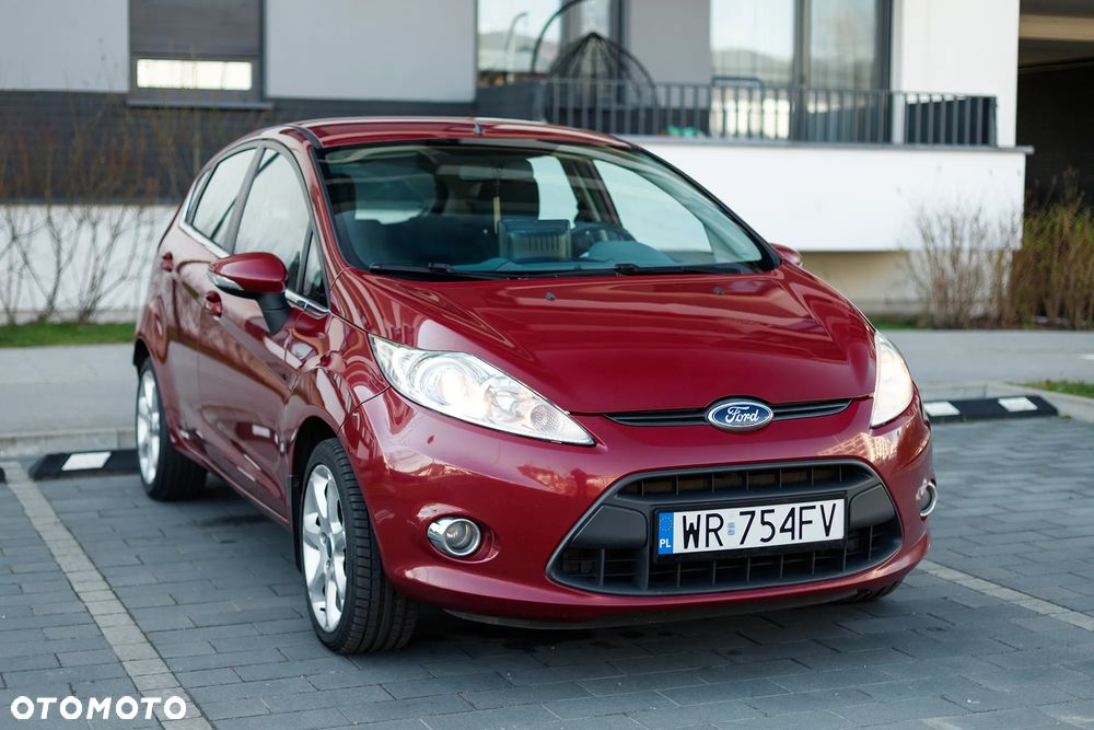 Ford Fiesta 1.25 Titanium EU5 - 10