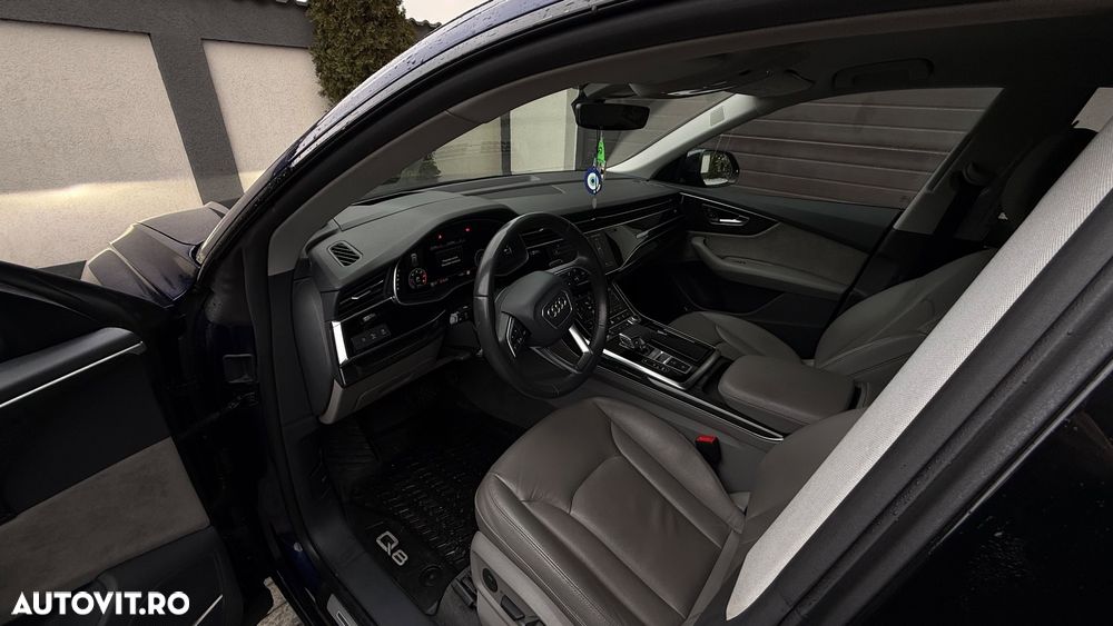 Audi Q8 - 9