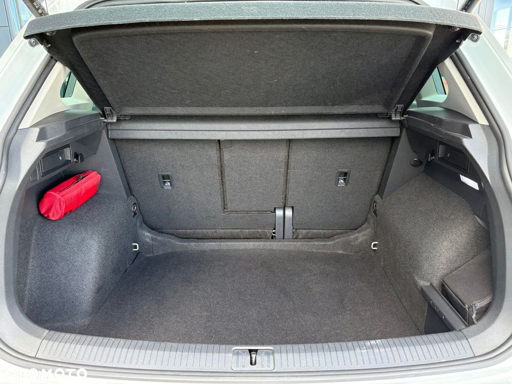 Volkswagen Tiguan - 19