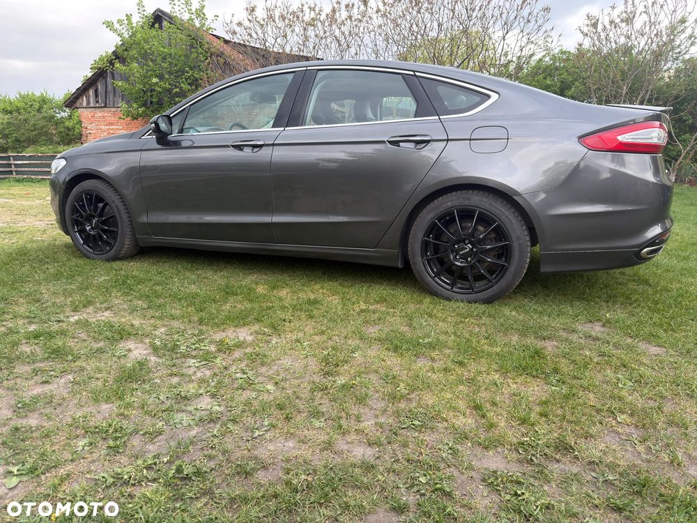 Ford Fusion 2.0 EcoBoost Titanium - 6