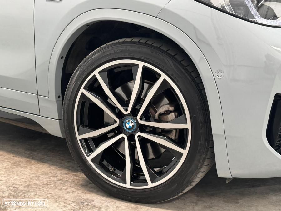 BMW X2 25 e xDrive Pack 50 anos M - 15