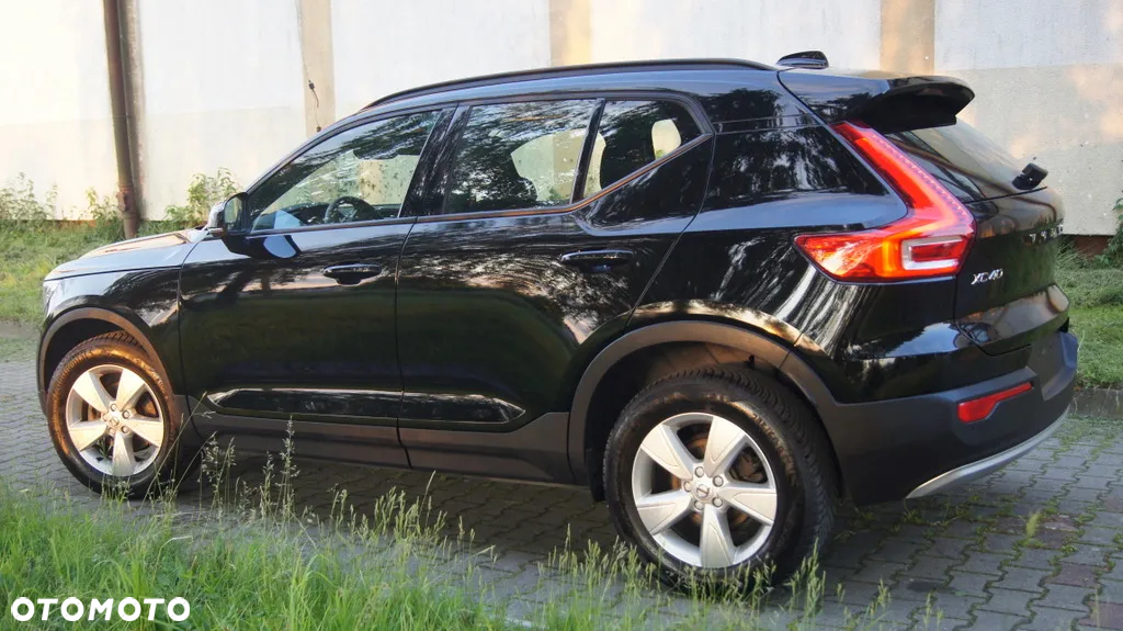 Volvo XC 40 T2 Momentum Core - 21