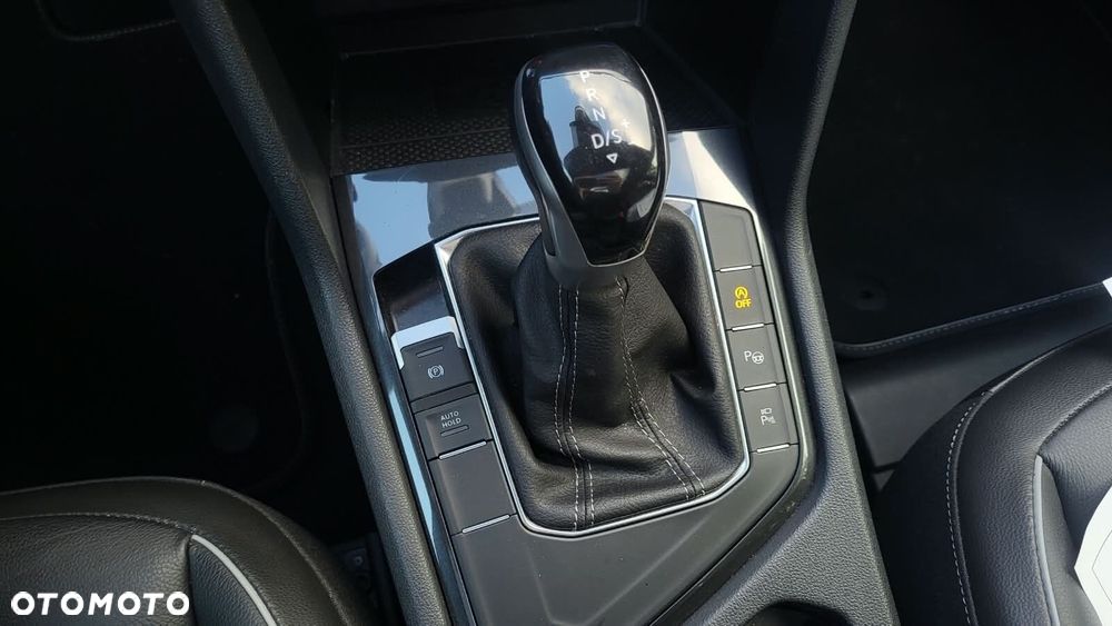 Volkswagen Tiguan - 11