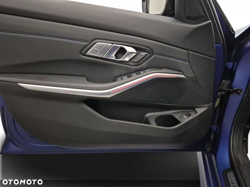 BMW Seria 3 M340i xDrive mHEV sport - 12