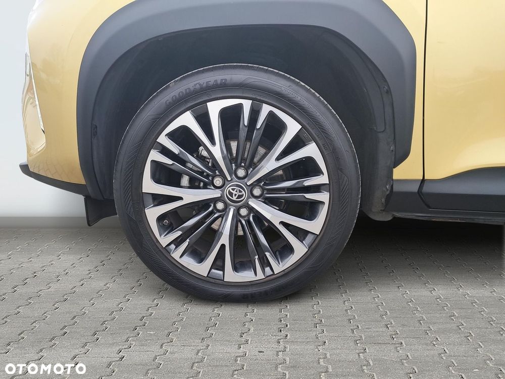 Toyota Yaris Cross - 18