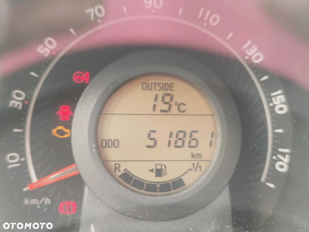 Toyota Aygo x-play - 5