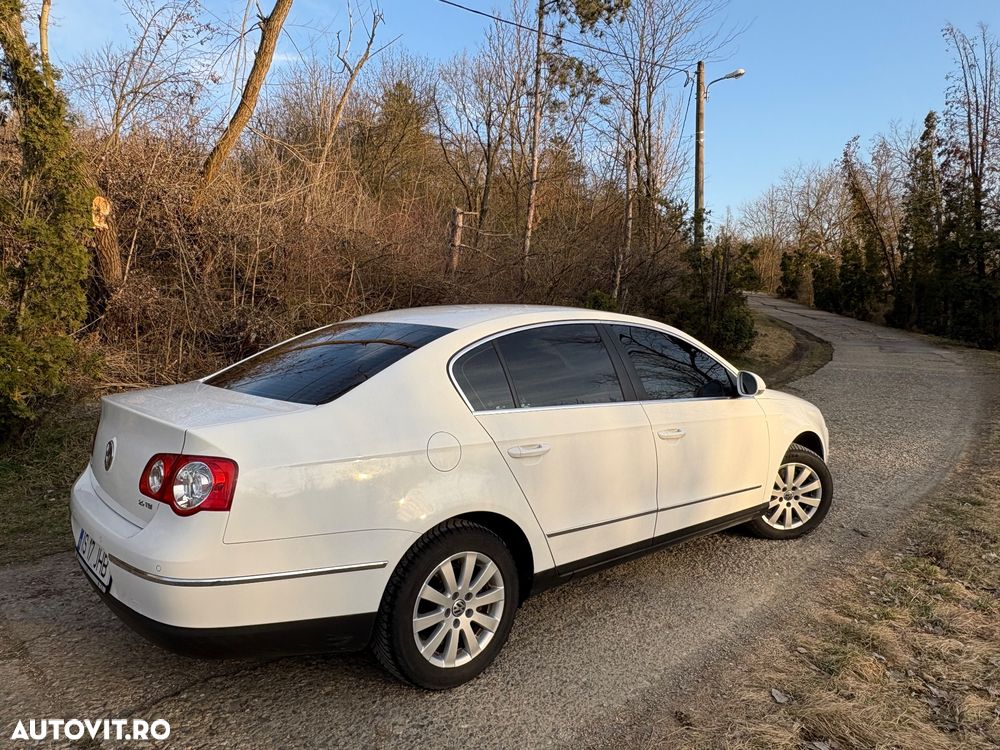 Volkswagen Passat 2.0 TSI Comfortline - 7