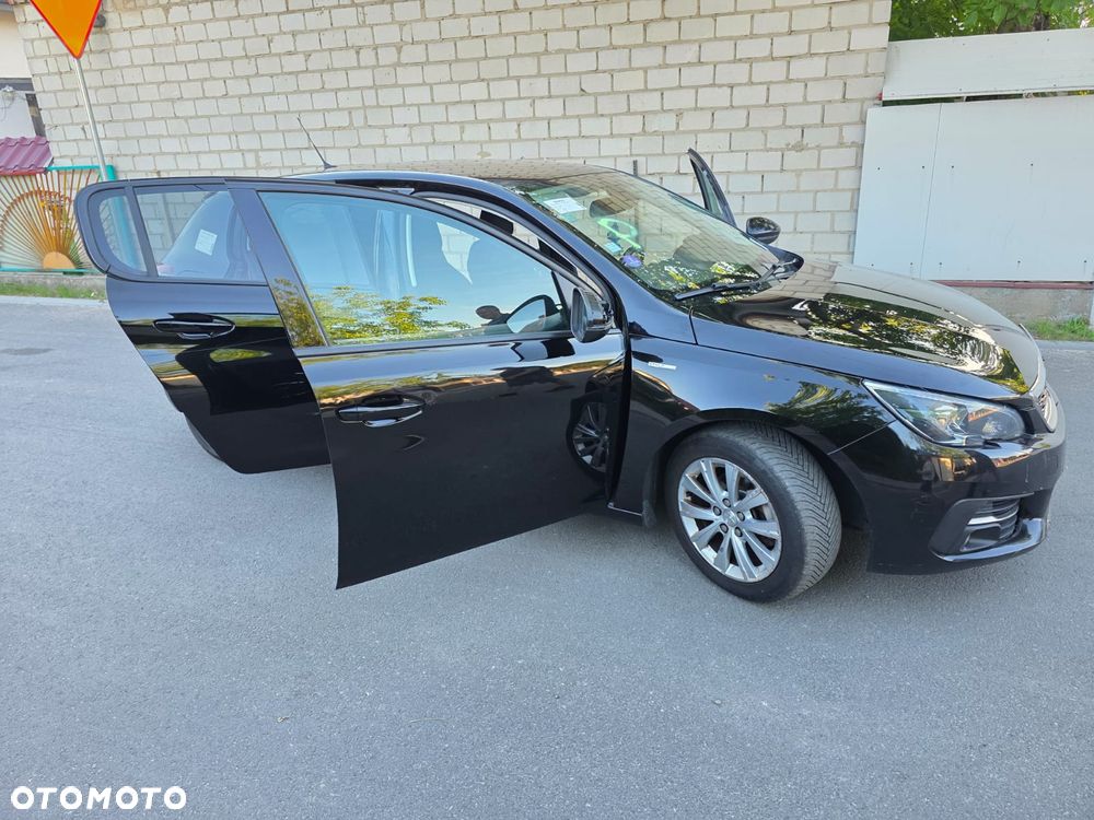 Peugeot 308 PureTech 130 GPF EAT8 Stop & Start Active - 13