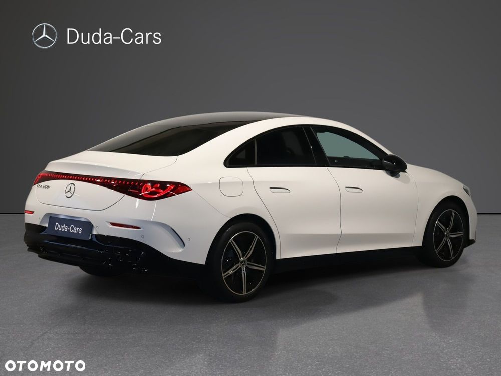 Mercedes-Benz CLA - 4
