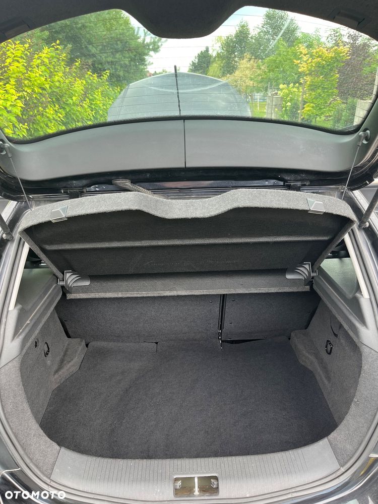 Opel Astra 1.6 Enjoy - 12