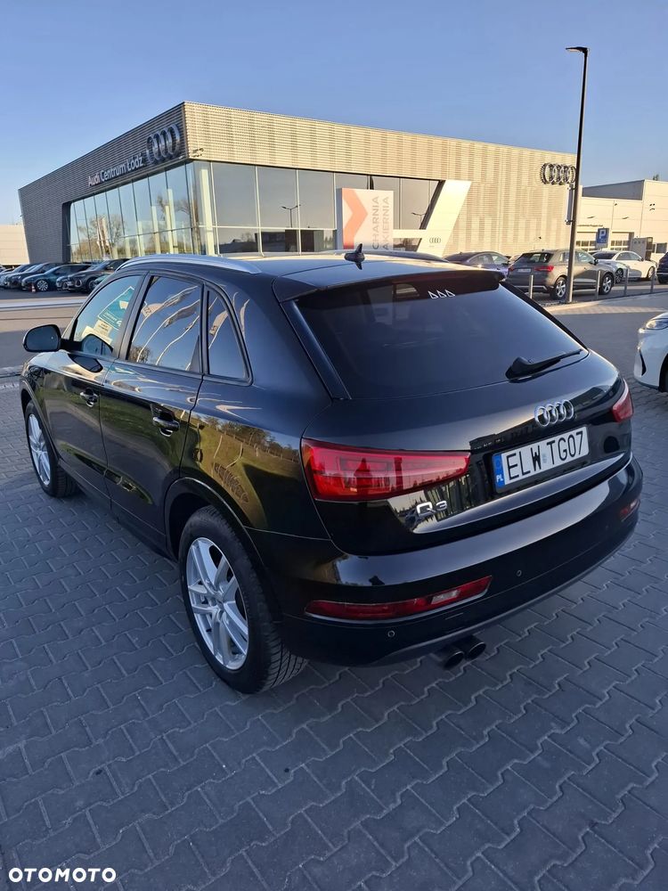 Audi Q3 2.0 TFSI Quattro S tronic sport - 2