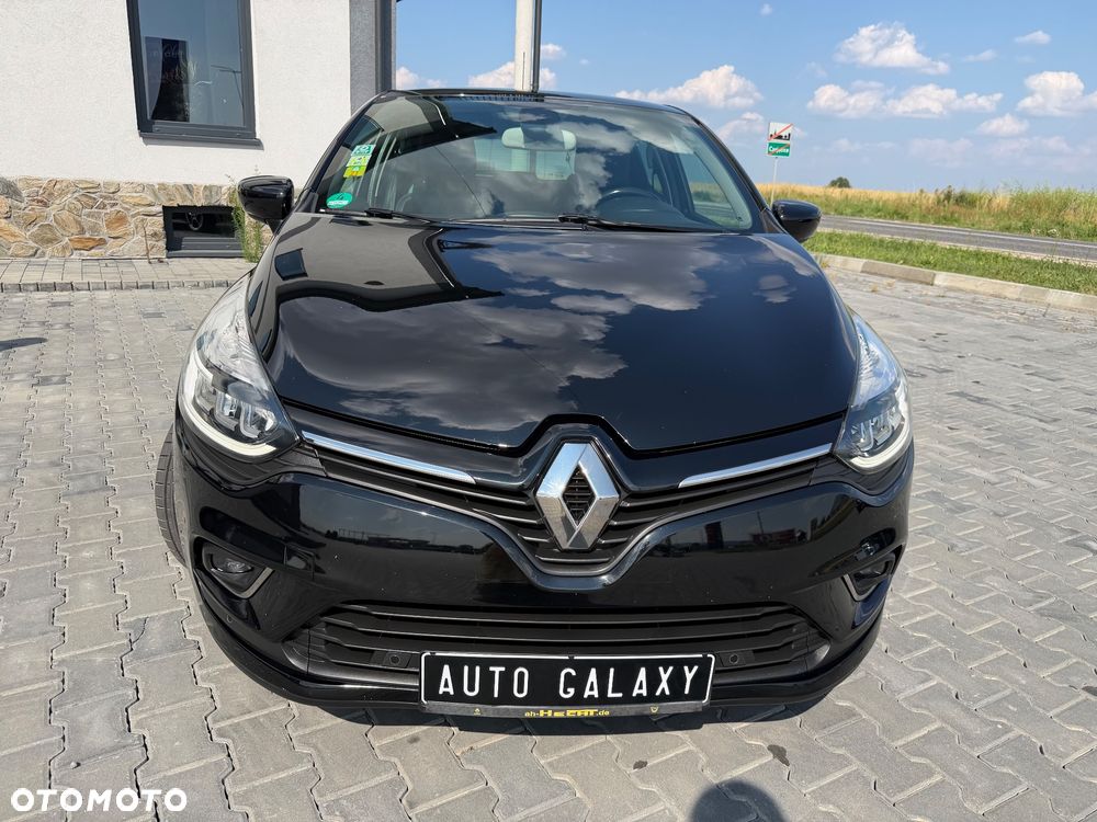 Renault Clio - 26