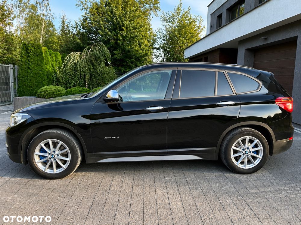 BMW X1 xDrive20d Sport Line - 2