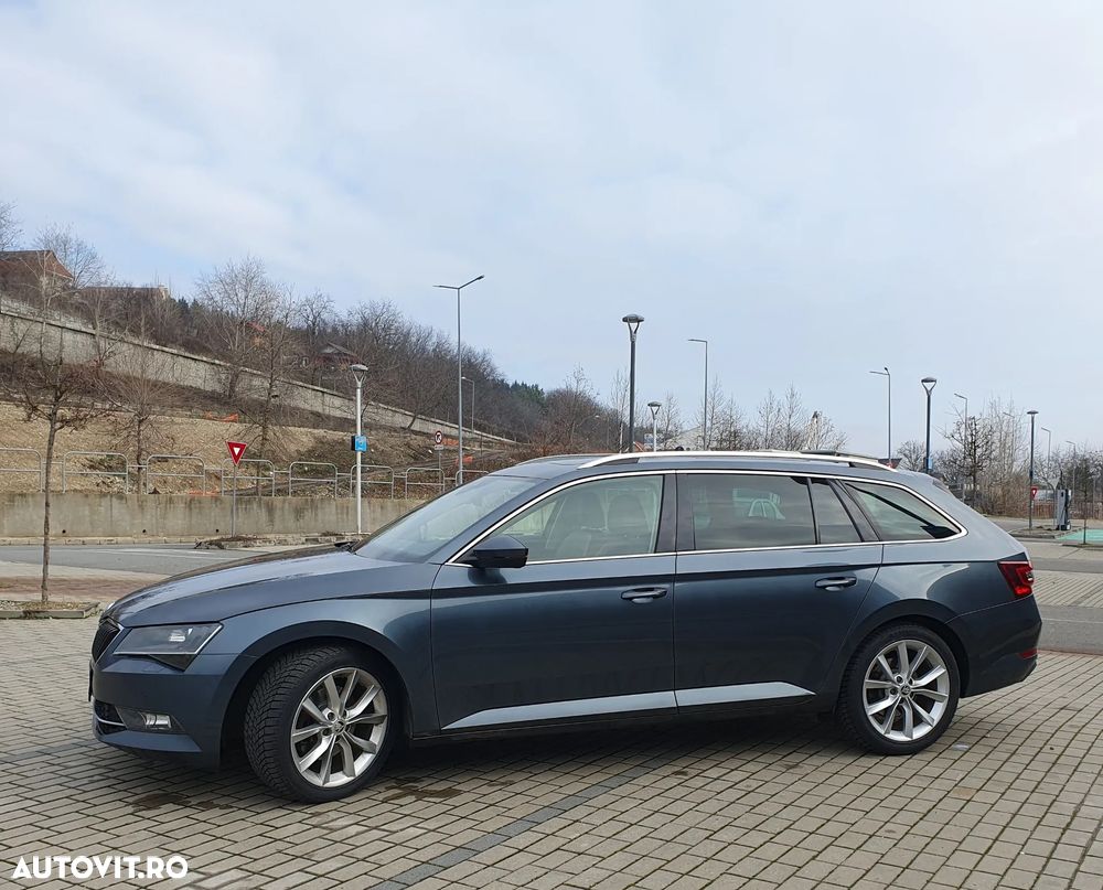 Skoda Superb 2.0 TDI DSG Style - 5