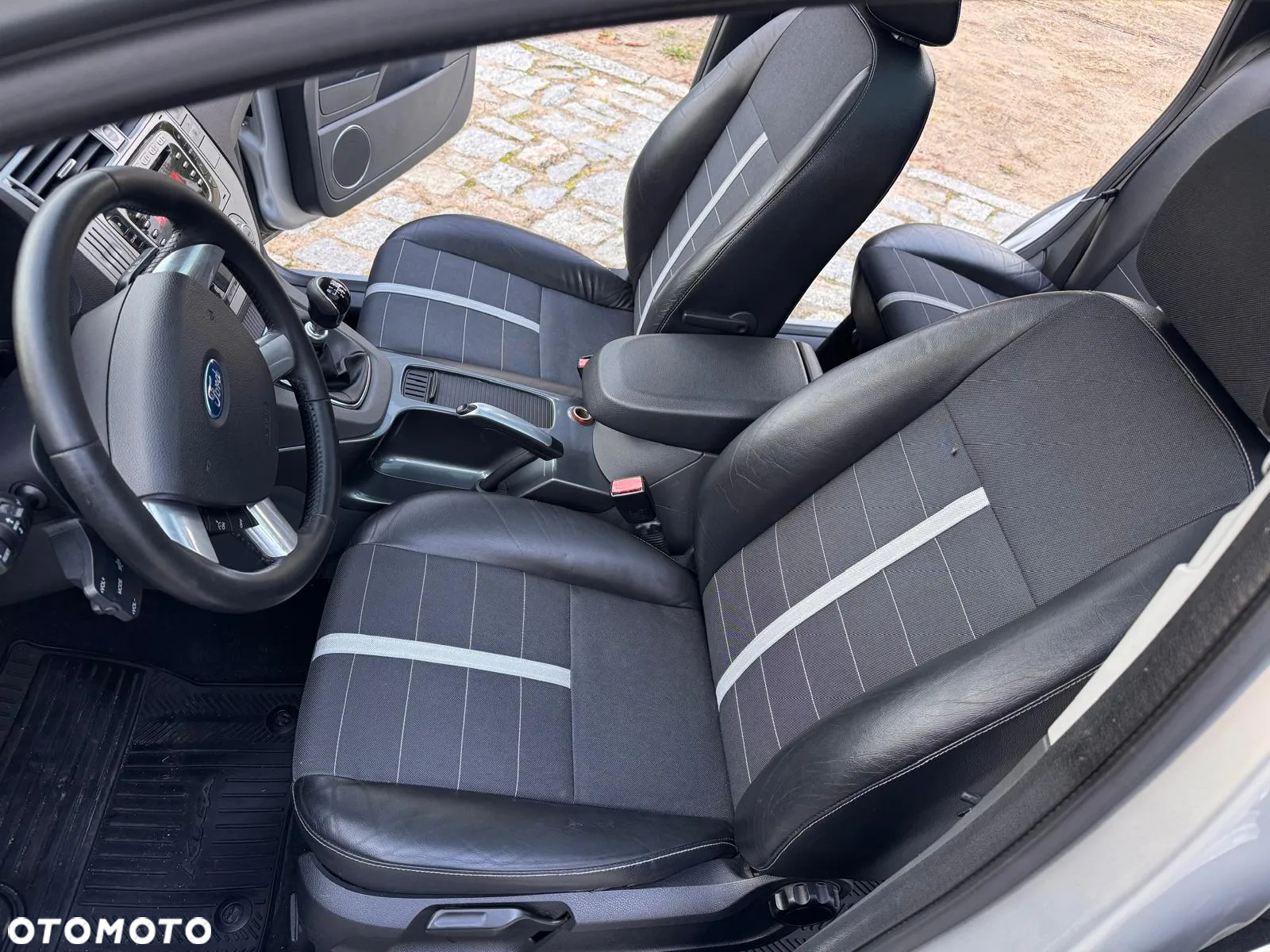 Ford Kuga 2.0 TDCi Titanium - 17