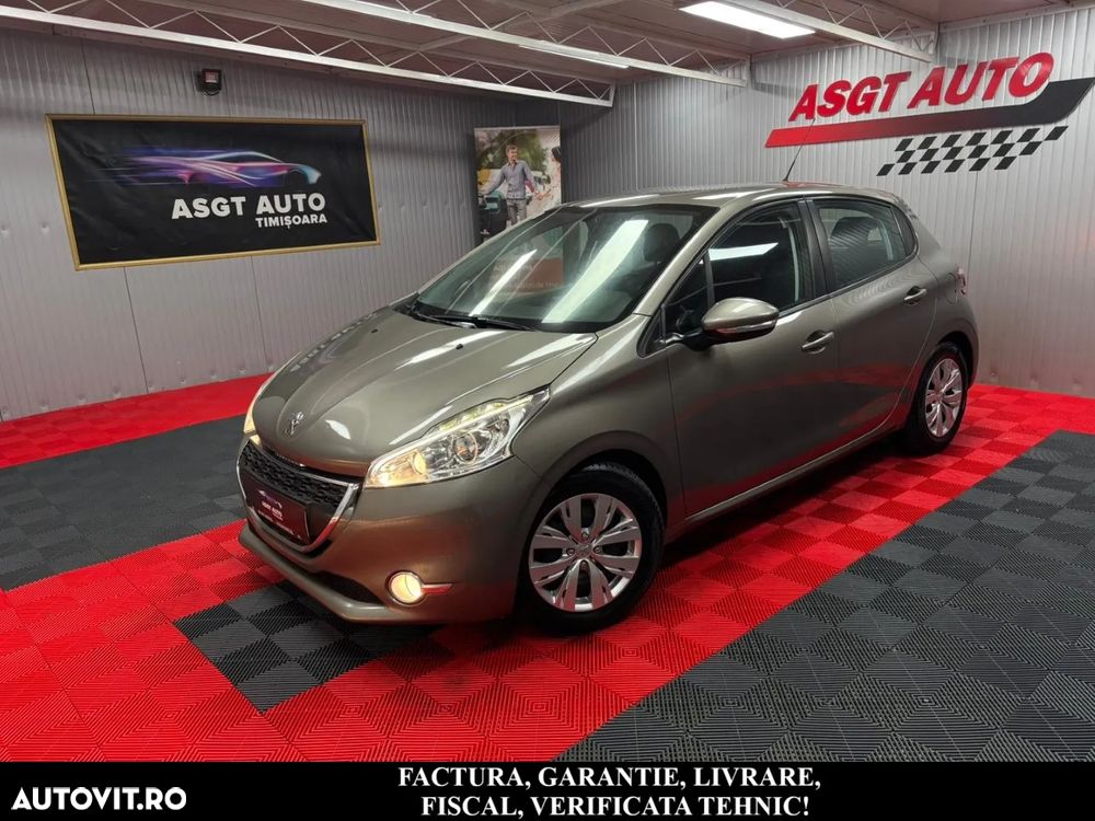 Peugeot 208 - 1