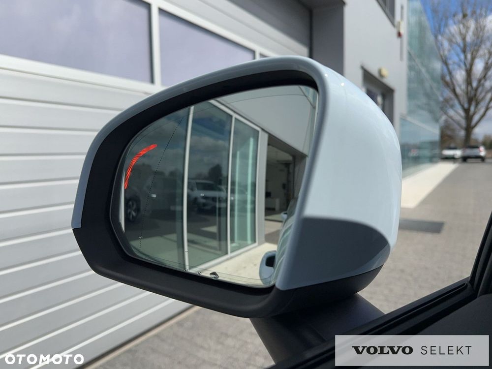 Volvo XC 40 - 28