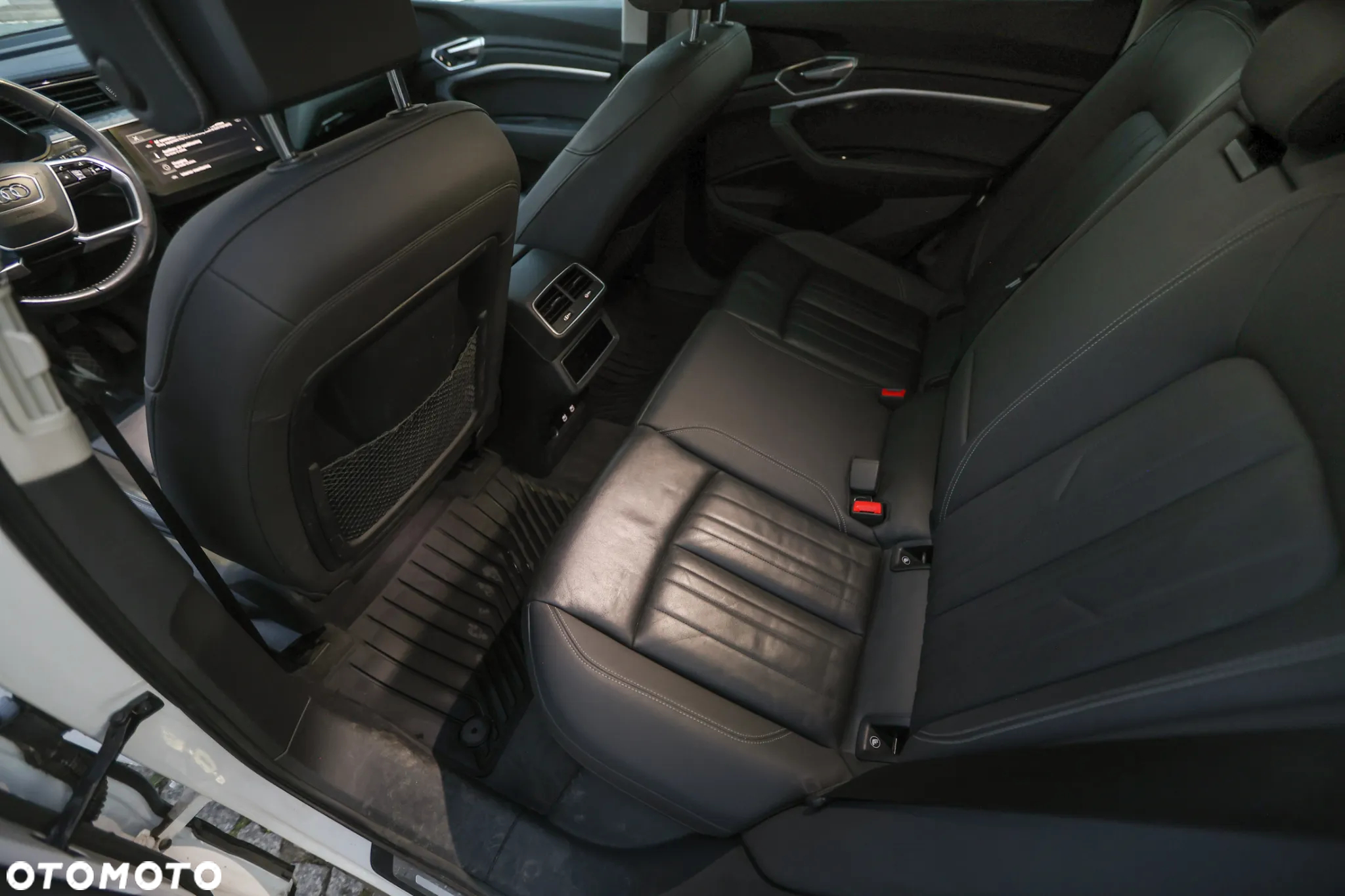 Audi e-tron 55 Quattro S Line - 26