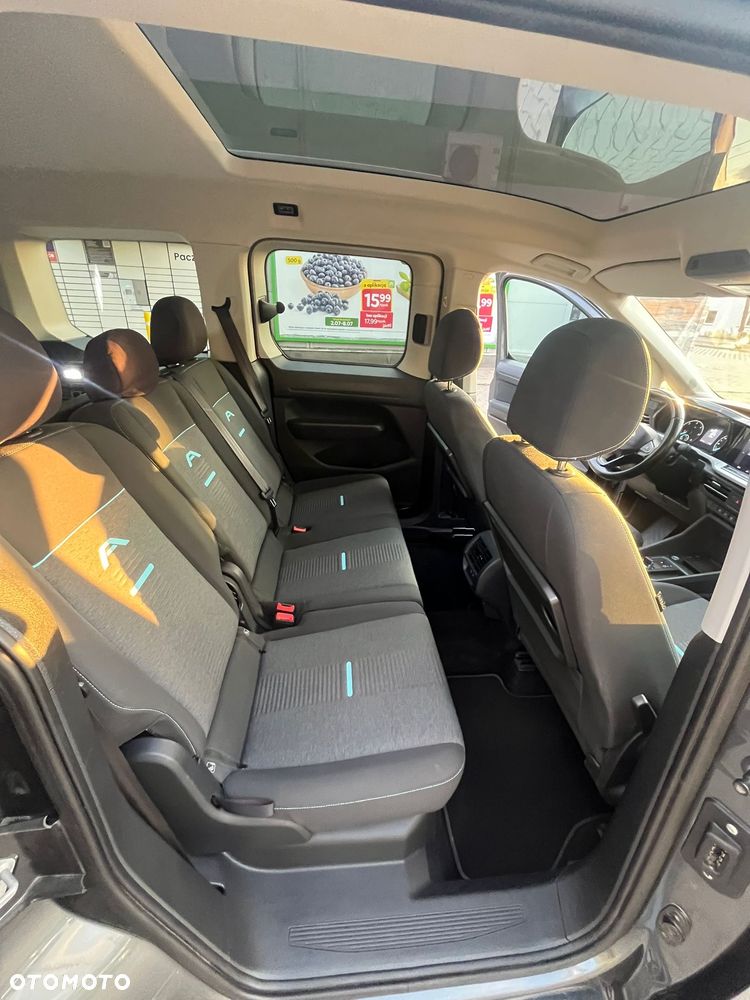 Ford Tourneo Connect 2.0 EcoBlue Active - 11