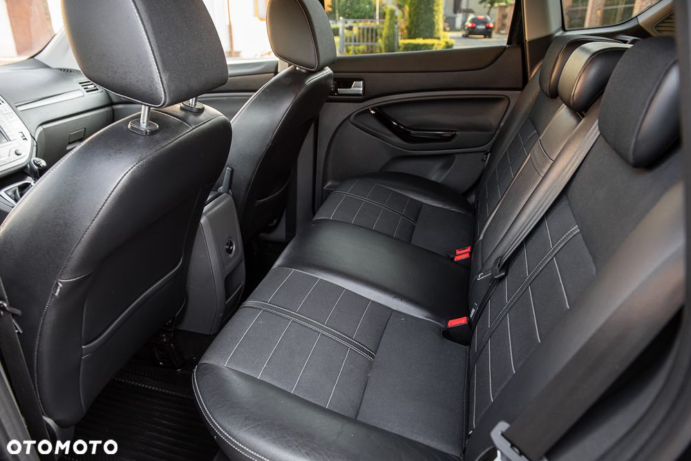 Ford Kuga 2.0 TDCi 2x4 Titanium - 21