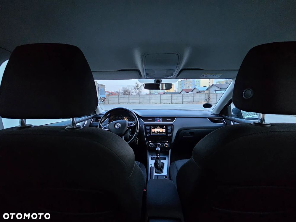 Skoda Octavia 2.0 TDI DSG Style - 16