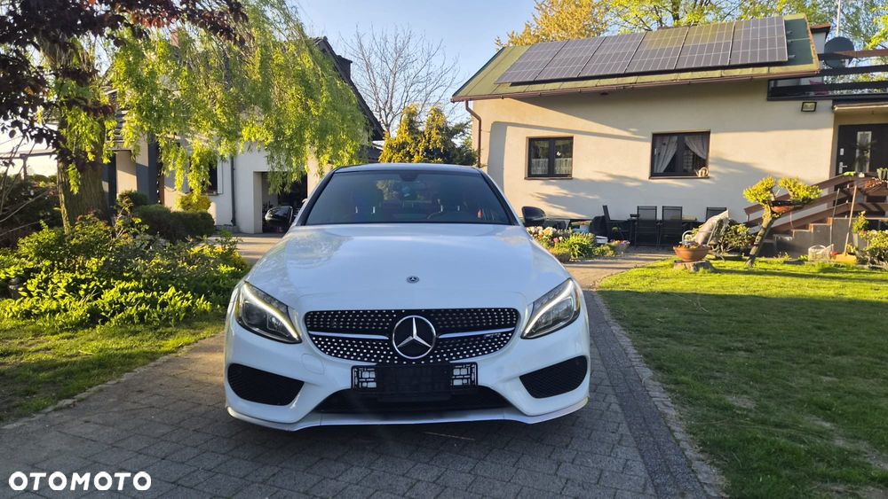 Mercedes-Benz Klasa C AMG 43 4Matic 9G-TRONIC - 24