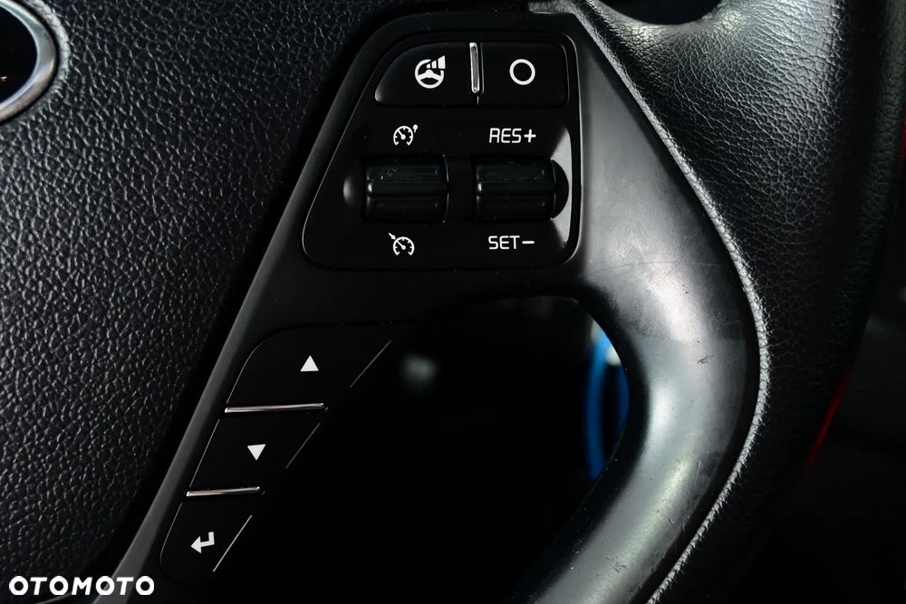 Kia Ceed 1.6 GDI Fifa World Cup Edition - 29