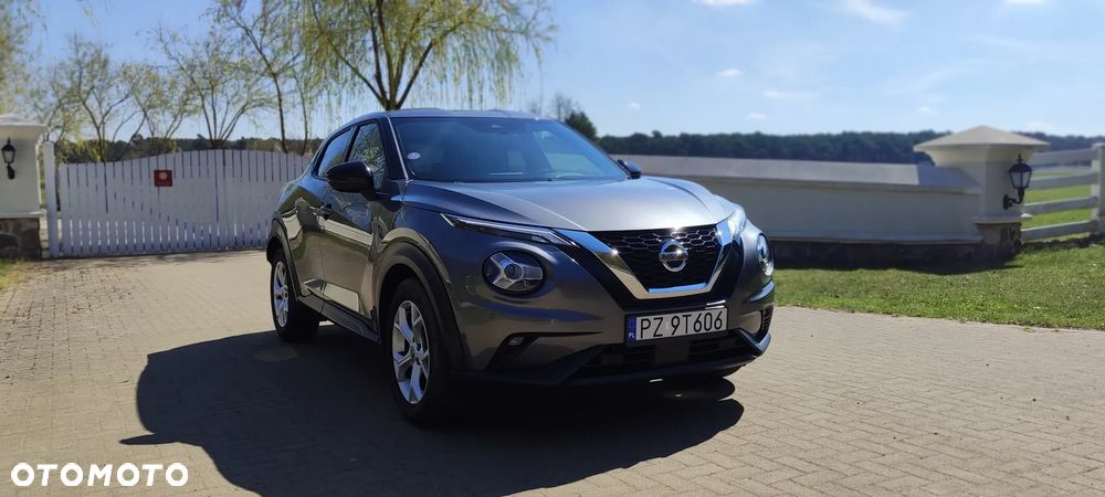 Nissan Juke 1.0 DIG-T N-Connecta DCT - 2